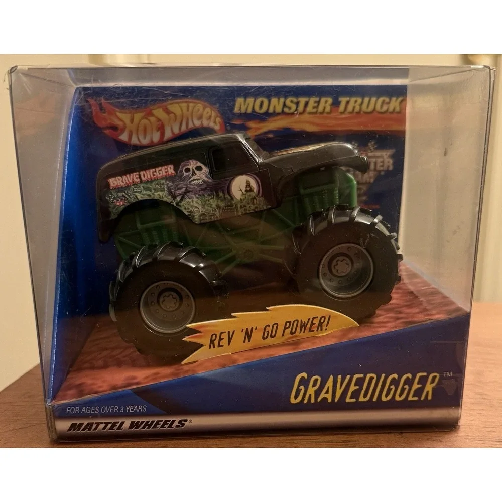Hot Wheels Monster Jam Truck Gravedigger Rev N Go 1/43 Mattel New In Box‎ 2000